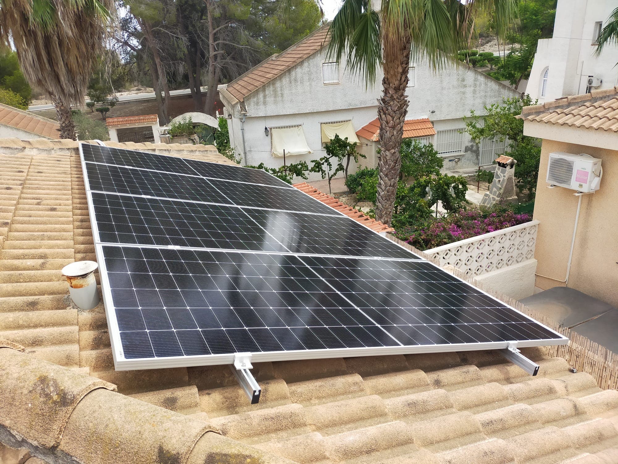 Solar panel installation by Sunrise Energy