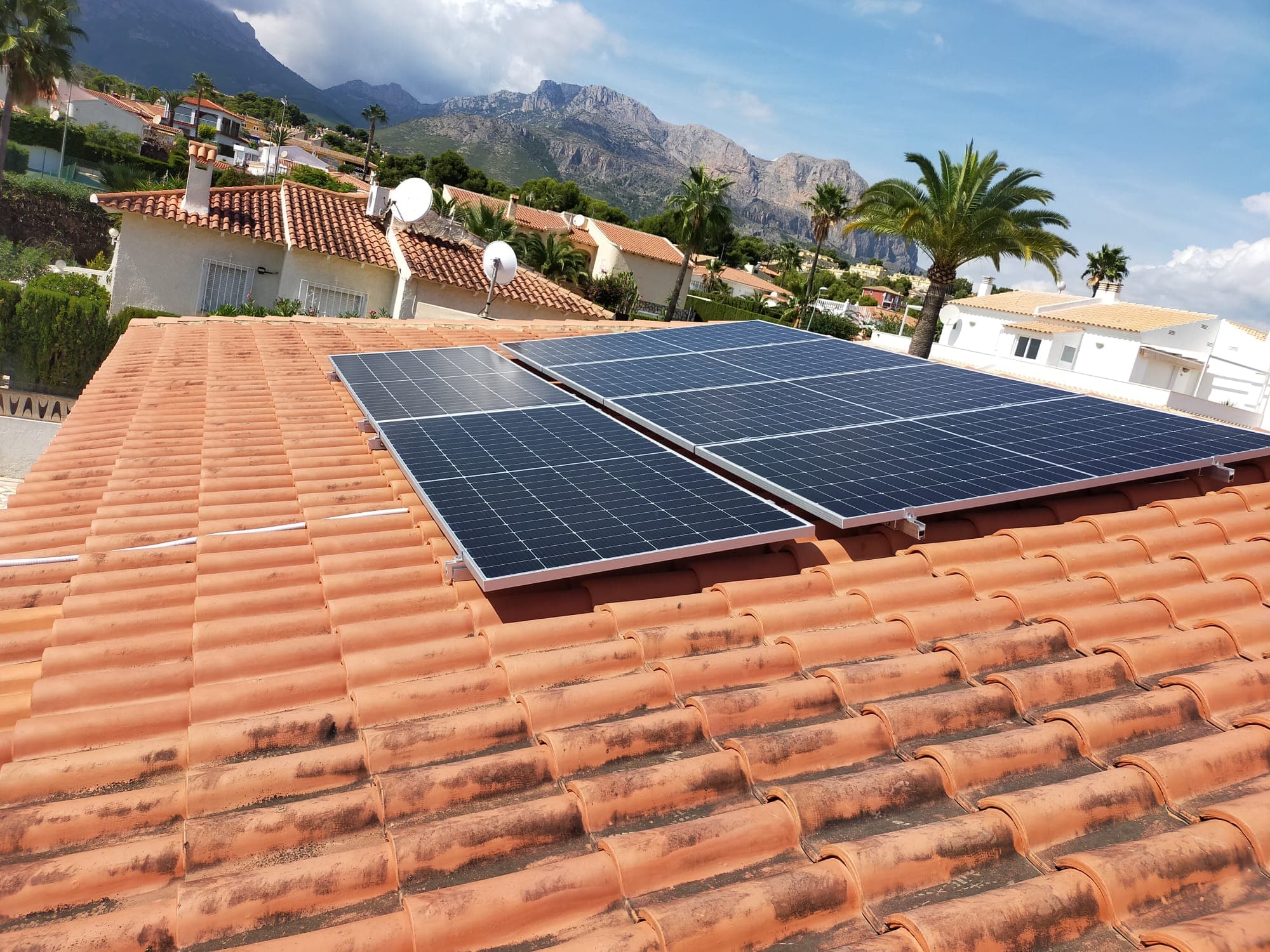 Solar panel installation by Sunrise Energy