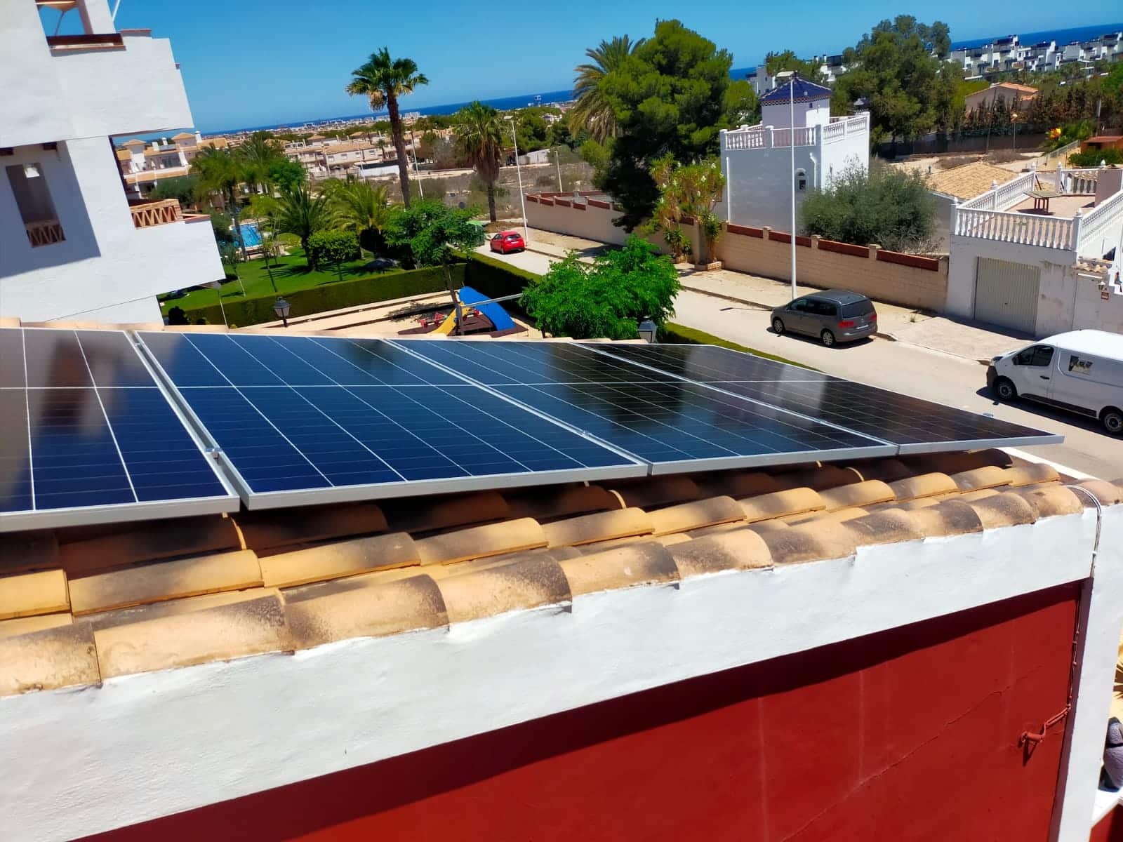 Solar panel installation by Sunrise Energy