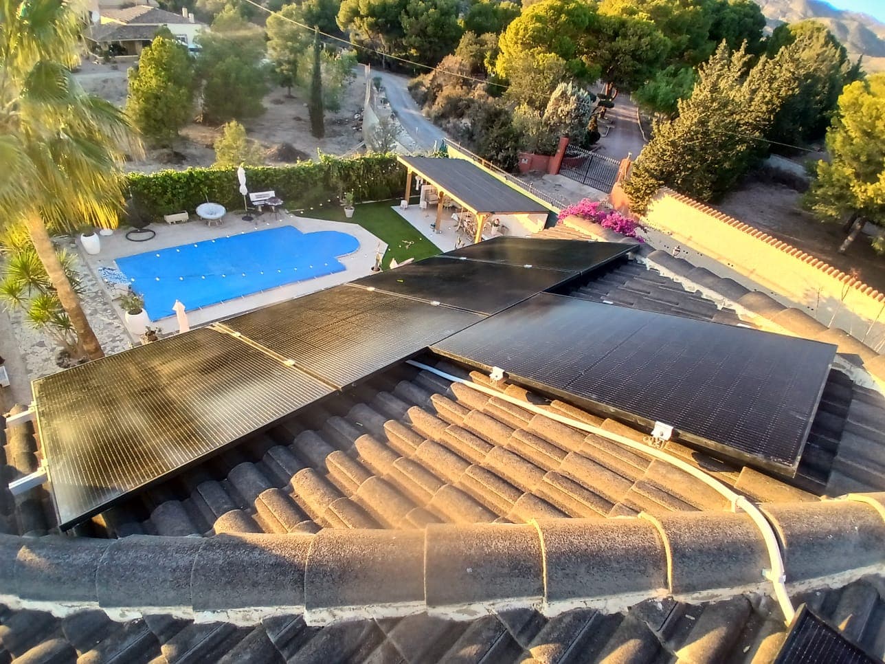 Solar panel installation by Sunrise Energy